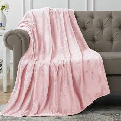 Refined Fleece Blanket — Timeless Warmth, Instant Comfort
