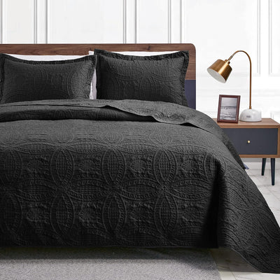 Refined All-Season Quilt Set