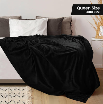 Refined Fleece Blanket — Timeless Warmth, Instant Comfort