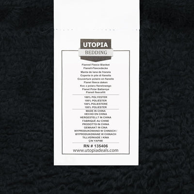 Refined Fleece Blanket — Timeless Warmth, Instant Comfort