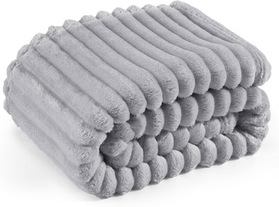 Gentlesoft White Fleece Throw Blanket