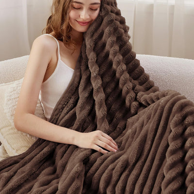 Gentlesoft White Fleece Throw Blanket