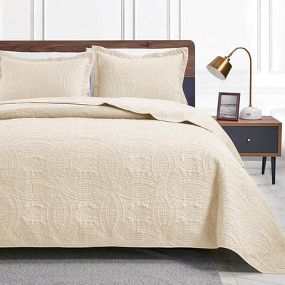 Refined All-Season Quilt Set