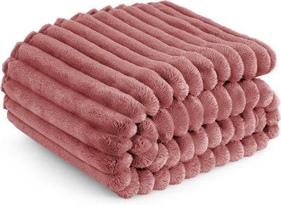 Gentlesoft White Fleece Throw Blanket