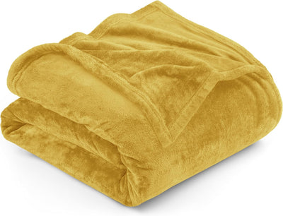 Refined Fleece Blanket — Timeless Warmth, Instant Comfort