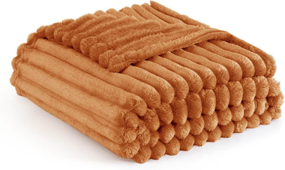 Gentlesoft White Fleece Throw Blanket