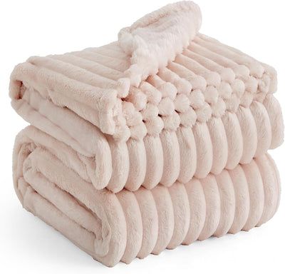 Gentlesoft White Fleece Throw Blanket