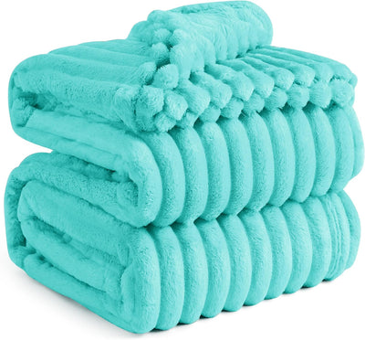 Gentlesoft White Fleece Throw Blanket