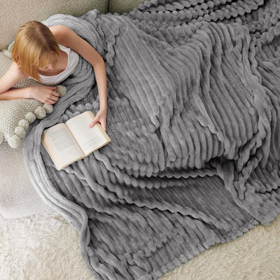 Gentlesoft White Fleece Throw Blanket