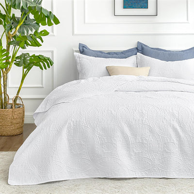 Refined All-Season Quilt Set